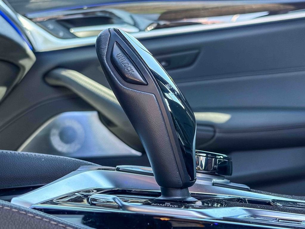 2021 BMW 5 Series M550i xDrive