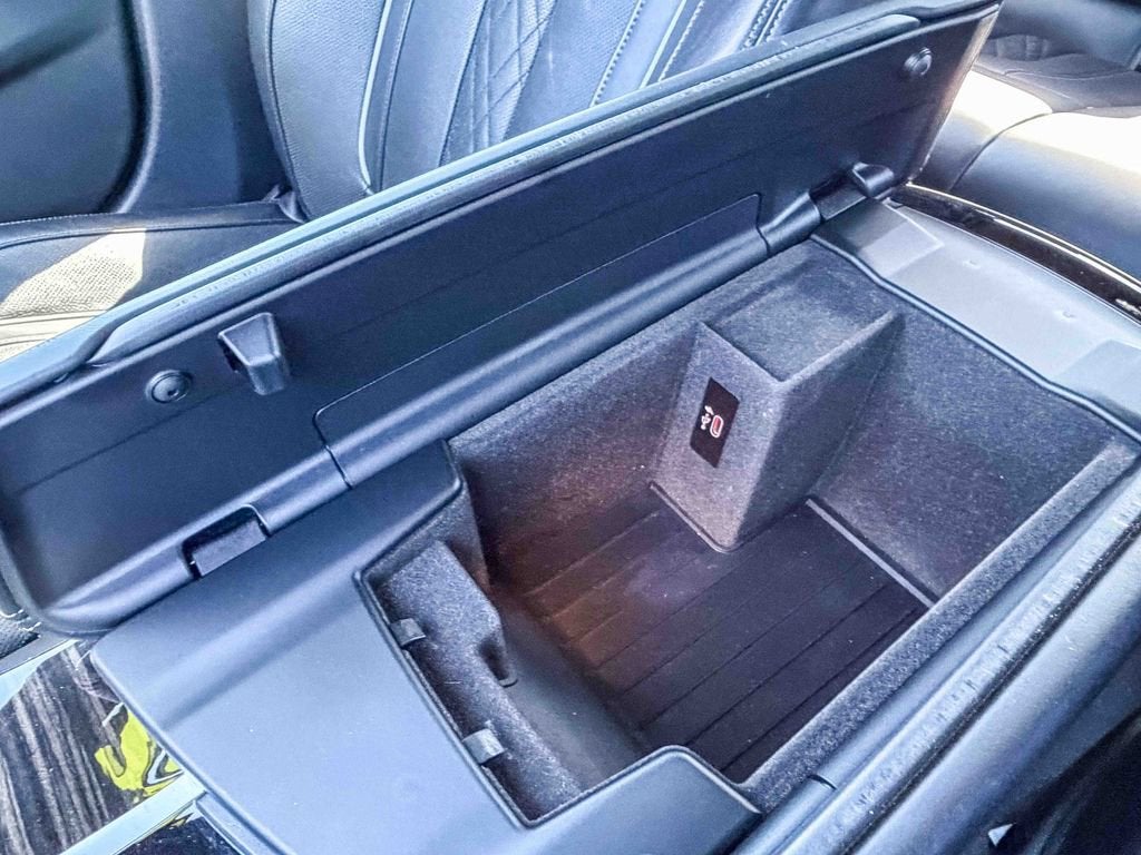 2021 BMW 5 Series M550i xDrive