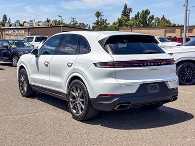 2024 Porsche Cayenne AWD