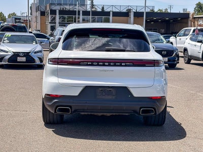 2024 Porsche Cayenne AWD
