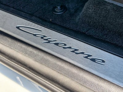 2024 Porsche Cayenne AWD