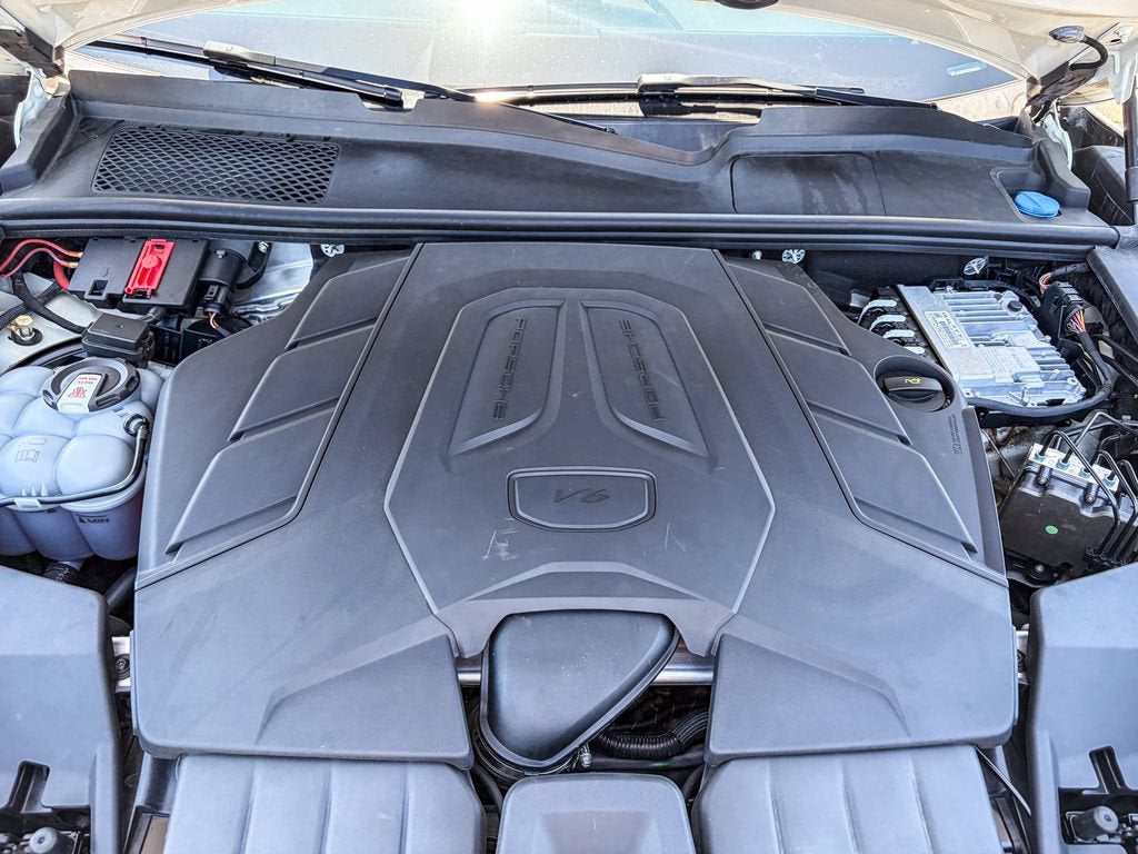 2024 Porsche Cayenne AWD