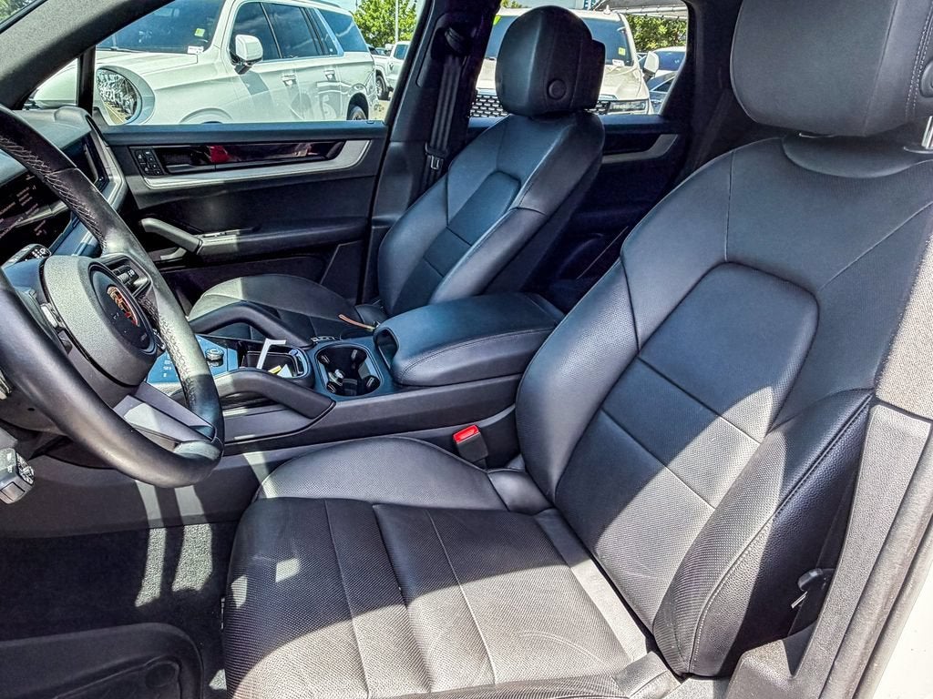 2024 Porsche Cayenne AWD